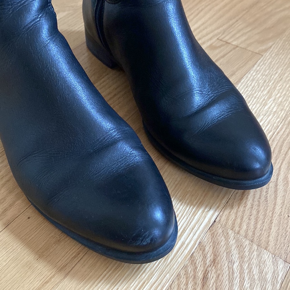 LaCanadienne Boots - Picture 2 of 16